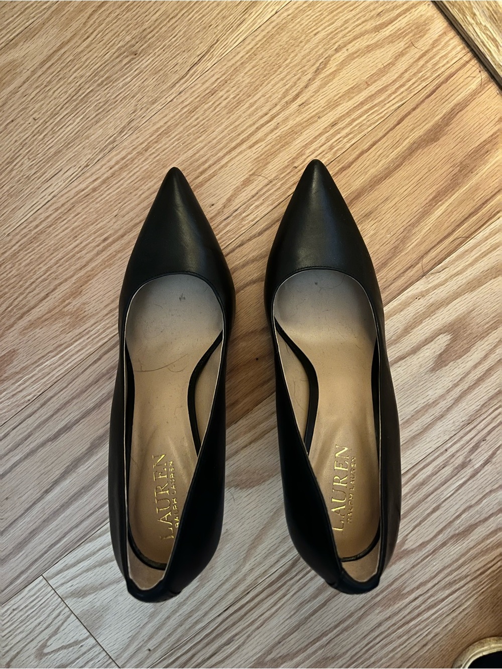 Lauren Ralph Lauren Black Pointed Toe Leather Pumps